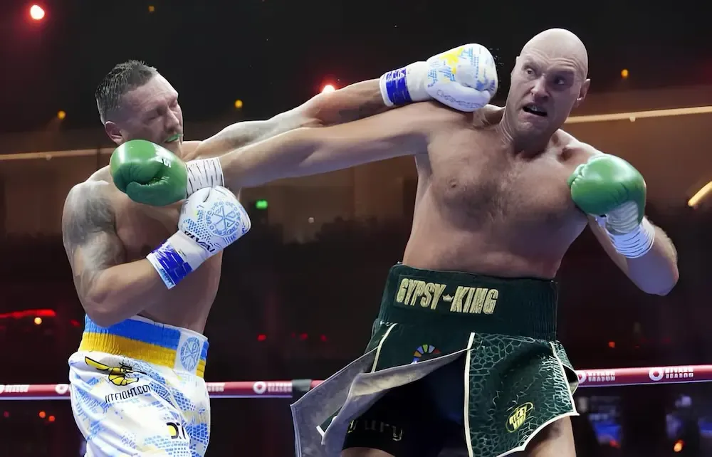 fury vs usyk date and time